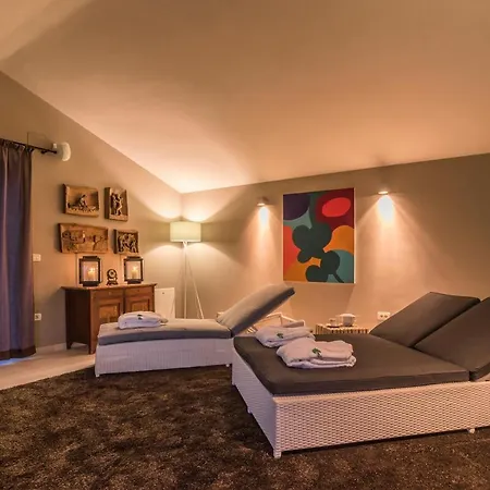 Villa Monte *