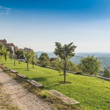 Monte Villa Momjan